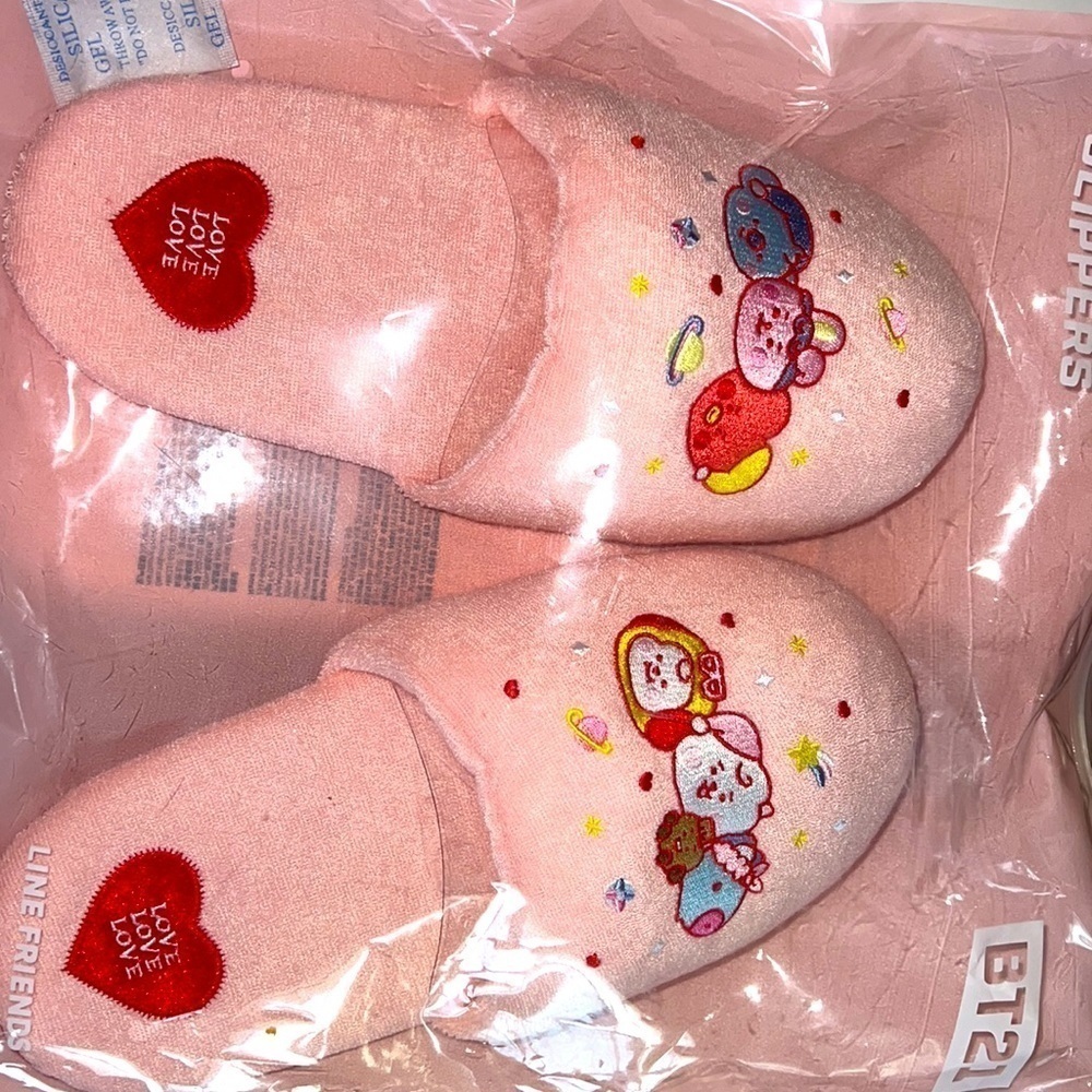 BT21 BABY Party Night Indoor Slippers size 8 -8 1/2 - Picture 5 of 6